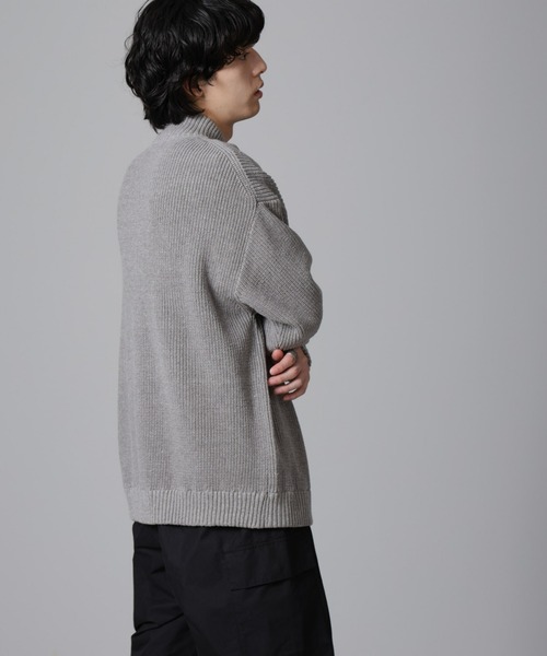 NANO universe(ナノユニバース)の「畔ニットハーフZIPプルオーバー(ニット/セーター・メンズ・ネイビー/ブラック/グレー・M/L/S)」の14枚目の写真