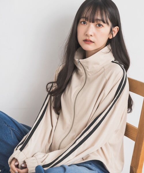 RETRO GIRL（レトロガール）の「コーデュロイトラックJK（その他アウター・レディース・レッド/ナチュラル/ブラック・FREE）」の4枚目の写真