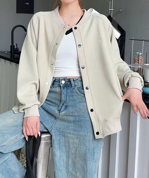 aimoha(アイモハ)の「ワンポイントスナップボタンブルゾン(ブルゾン・レディース・ブラック/ダークグレー/ベージュ/ライトグリーン/ピンク・FREE)」の5枚目の写真