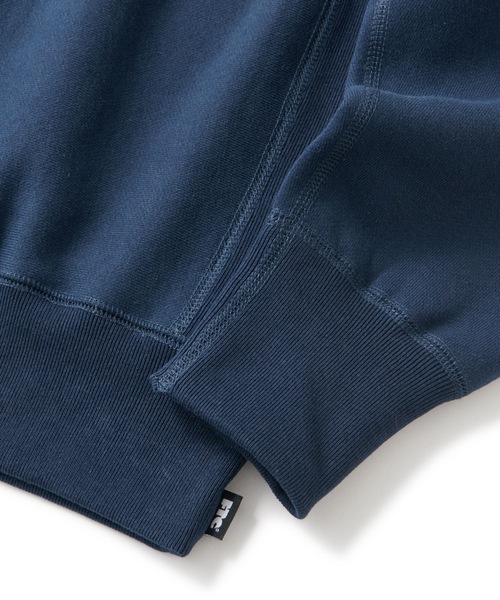 FTC（エフティーシー）の「UNIVERSITY CREW NECK（スウェット・メンズ・アッシュグレー/ブラック/サンドベージュ/ネイビー・MEDIUM/LARGE/X-LARGE/SMALL）」の12枚目の写真