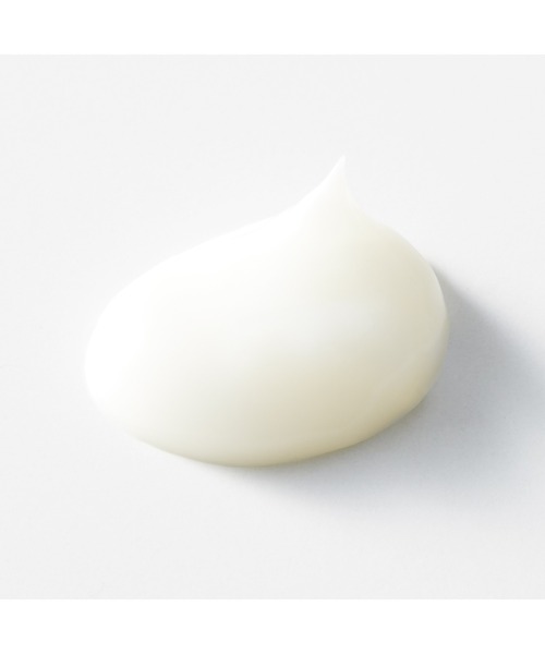 無印良品(ムジルシリョウヒン)の「精油の香り ボディミルク イランイラン&オレンジの香り 300mL(ボディケア/ボディクリーム・レディース・その他・FREE)」の4枚目の写真