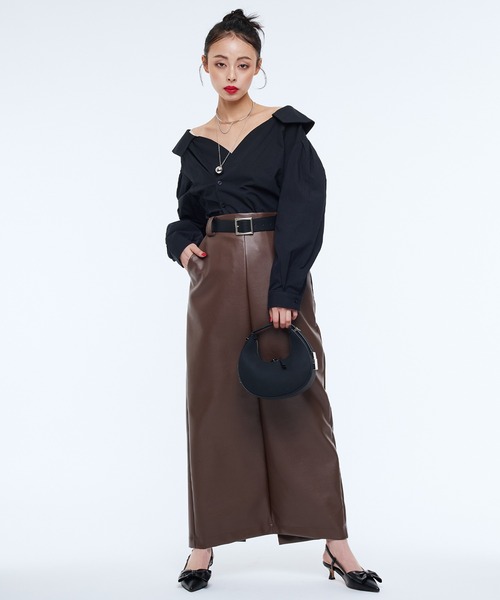 Narcissus(ナルシス)の「【2WAY】スエードハンドバッグ ワンショルダーバッグ ショルダー調整可能(ハンドバッグ・レディース・ブラウン/ブラック・FREE)」の13枚目の写真