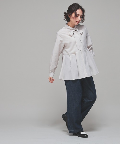 GLACIER lusso（グラシアルッソ）の「【抗菌防臭】ペプラムブラウス（シャツ/ブラウス・レディース・アイボリー/ベージュ系その他/ブルー系その他・L/LL/M/S）」の19枚目の写真