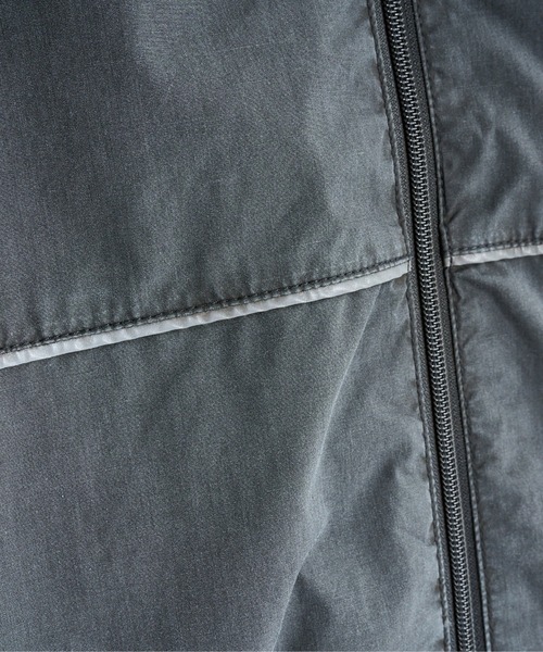 Quiksilver（クイックシルバー）の「QS RIDER PROOF JACKE /クイックシルバールーズフィットフロントジップジャケット（ブルゾン・メンズ・グレー/ブラック・SMALL/LARGE/MEDIUM/X-LARGE）」の15枚目の写真