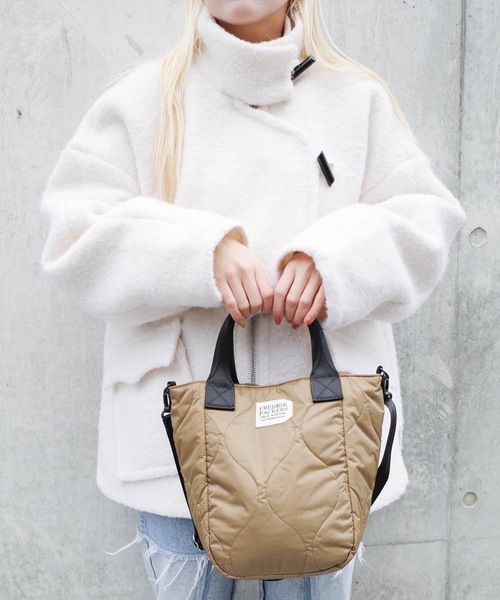 FREDRIK PACKERS(フレドリックパッカーズ)の「FREDRIK PACKERS /フレドリックパッカーズ / 70D MISSION TOTE QUILT(ショルダーバッグ・レディース・ベージュ/ブラック・ONESIZE)」の9枚目の写真