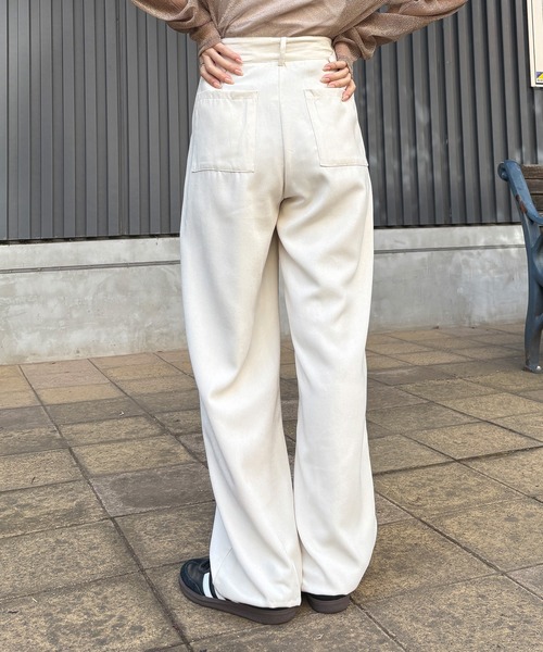 ISOOK（アイスー）の「【ISOOK / アイスー】2タックグルカパンツ / ストレート ハイウエスト スラックス チノパン ロング ベージュ アイボリー ブラック ZOZOTOWN限定（チノパンツ・レディース・ベージュ/アイボリー/ブラック・FREE）」の13枚目の写真