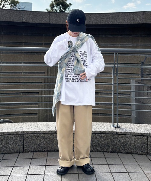 ISOOK（アイスー）の「【ISOOK / アイスー】2タックグルカパンツ / ストレート ハイウエスト スラックス チノパン ロング ベージュ アイボリー ブラック ZOZOTOWN限定（チノパンツ・レディース・ベージュ/アイボリー/ブラック・FREE）」の21枚目の写真