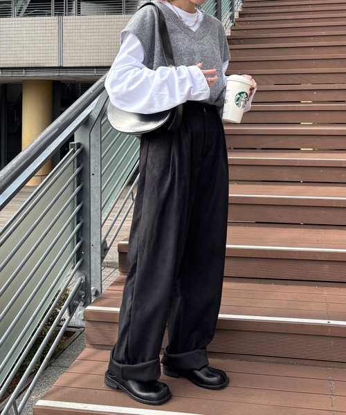 ISOOK（アイスー）の「【ISOOK / アイスー】2タックグルカパンツ / ストレート ハイウエスト スラックス チノパン ロング ベージュ アイボリー ブラック ZOZOTOWN限定（チノパンツ・レディース・ベージュ/アイボリー/ブラック・FREE）」の5枚目の写真