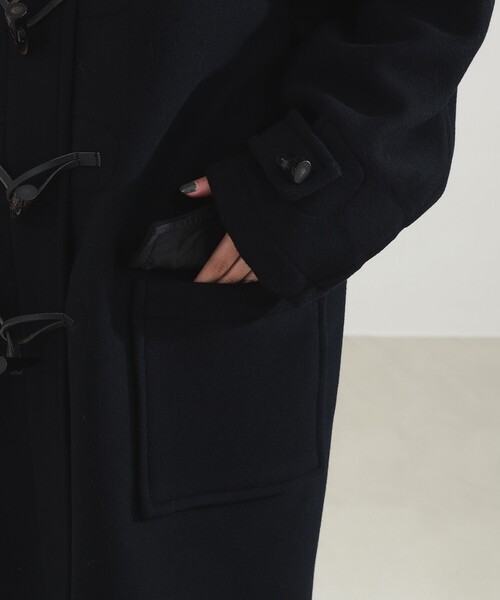 MONTGOMERY(モンゴメリー)の「MONTGOMERY / Sandhurst ダッフルコート(ダッフルコート・レディース・ホワイト系その他5/ブラック・1/2)」の16枚目の写真