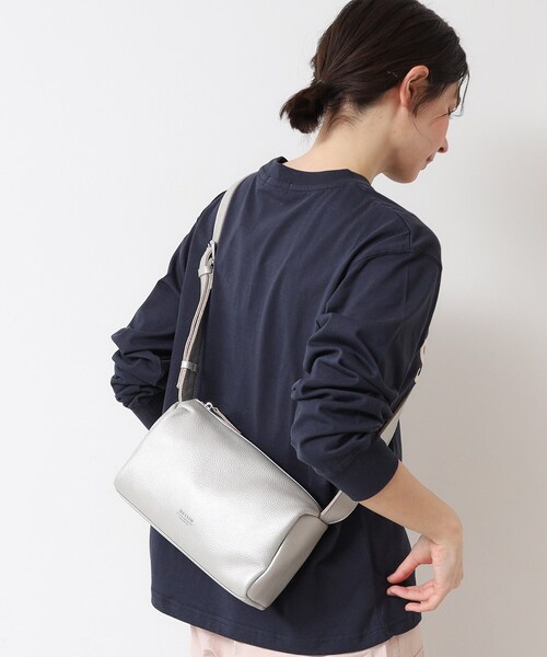 Dessin（デッサン）の「本革ミニショルダー（ショルダーバッグ・レディース・ブラック/シルバー・00）」の3枚目の写真