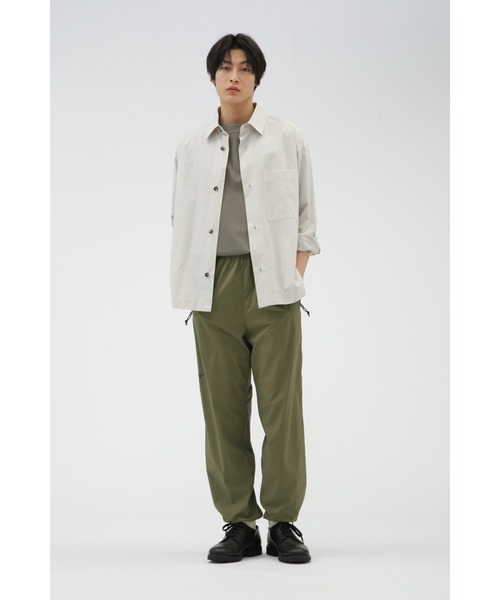 MARGARET HOWELL（マーガレットハウエル）の「STRETCH NYLON MICRO RIP STOP（その他パンツ・メンズ・ネイビー系1・SMALL/LARGE）」の18枚目の写真