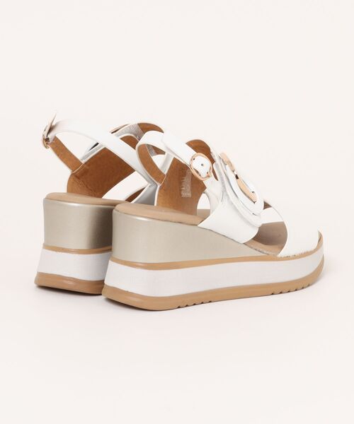 inter-chaussures(インターショシュール)の「【INTER-CHAUSSURES】バックルウエッジサンダル(I52101)(サンダル・レディース・ホワイト/ベージュ・36/37/38/39/35)」の3枚目の写真