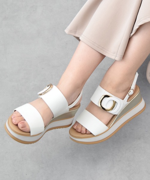 inter-chaussures(インターショシュール)の「【INTER-CHAUSSURES】バックルウエッジサンダル(I52101)(サンダル・レディース・ホワイト/ベージュ・36/37/38/39/35)」の2枚目の写真