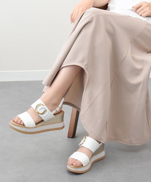 inter-chaussures(インターショシュール)の「【INTER-CHAUSSURES】バックルウエッジサンダル(I52101)(サンダル・レディース・ホワイト/ベージュ・36/37/38/39/35)」の6枚目の写真
