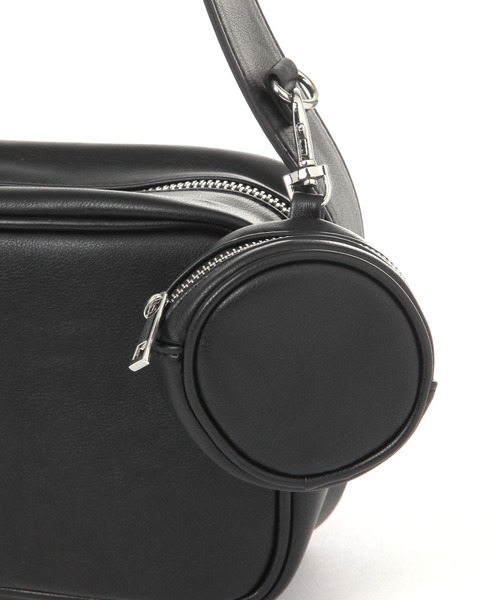 LEPSIM（レプシィム）の「フェイクレザーレクタングルショルダー　289669（ショルダーバッグ・レディース・ブラック/ベージュ・ONE SIZE）」の8枚目の写真