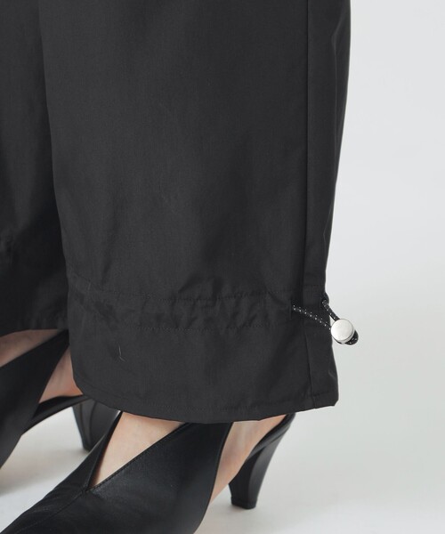 LOVELESS（ラブレス）の「BLACK OF BLACKsダブルウエストカーゴパンツ（カーゴパンツ・レディース・ブラック・36/34）」の11枚目の写真