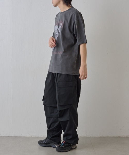 COLONY 2139（コロニートゥーワンスリーナイン）の「ピグメント加工マリアプリントTシャツ（Tシャツ/カットソー・メンズ・ホワイト/ブラック・MEDIUM/LARGE）」の16枚目の写真