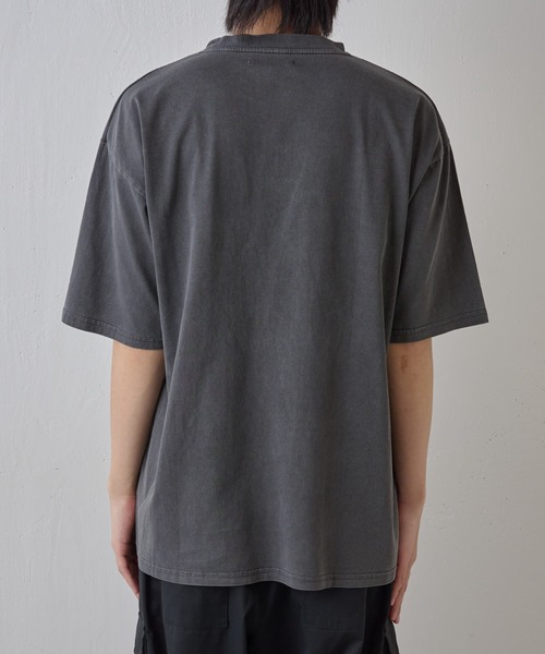 COLONY 2139（コロニートゥーワンスリーナイン）の「ピグメント加工マリアプリントTシャツ（Tシャツ/カットソー・メンズ・ホワイト/ブラック・MEDIUM/LARGE）」の21枚目の写真