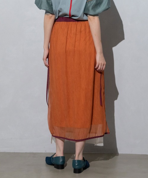 MARECHAL TERRE（マルシャルテル）の「2wayシアーレイヤードスカート（スカート・レディース・ライトベージュ/オレンジ/ブラック/ネイビー・MEDIUM）」の6枚目の写真