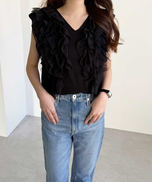 GeeRA(ジーラ)の「シアーフリルブラウス(シャツ/ブラウス・レディース・ブラック/ホワイト・LARGE/MEDIUM)」の9枚目の写真