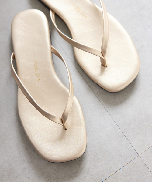 SLOBE IENA（スローブイエナ）の「《一部カラーWEB限定》SLOBE ビーチサンダル（サンダル・レディース・ブラック/ゴールド/カーキ/ボルドー・25cm/24cm/23cm/22cm）」の4枚目の写真