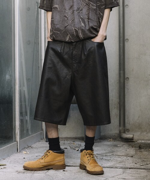 【古着】leather buggy pants モード y2k レザー 00's shiki tokyo（シキトウキョウ）の「Synthetic Leather Wide