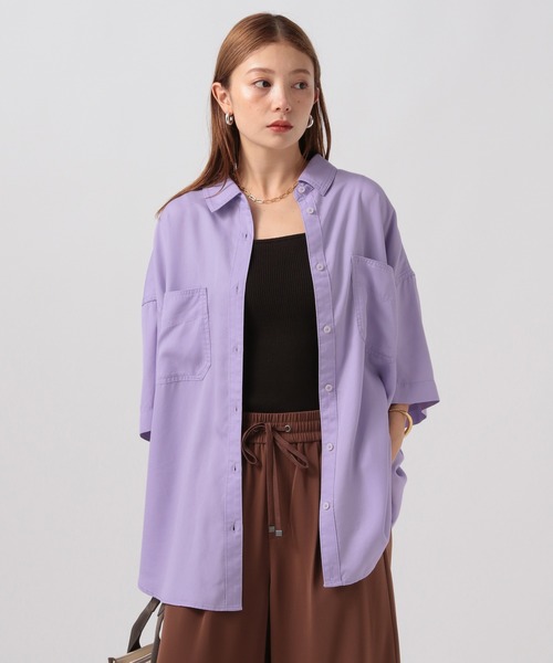 BAYFLOW（ベイフロー）の「[簡単ブラウジング]2WAYスタンダード半袖シャツ（シャツ/ブラウス・レディース・グレイッシュベージュ/オフホワイト/チャコール/オレンジ/ボルドー/ブルー/カーキ/ダークブラウン/ラベンダー/ネイビー・FREE）」の8枚目の写真