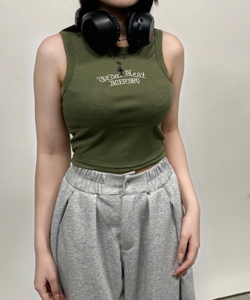 lilful（リルフル）の「フロントレタリングロゴ ショートタンクトップ（タンクトップ・レディース・カーキ/チャコール/ブラウン/グレー/ブラック/ホワイト・M/S）」の18枚目の写真