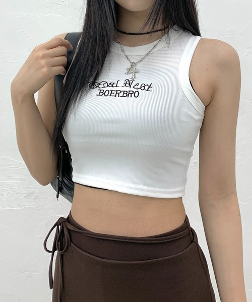 lilful（リルフル）の「フロントレタリングロゴ ショートタンクトップ（タンクトップ・レディース・カーキ/チャコール/ブラウン/グレー/ブラック/ホワイト・M/S）」の8枚目の写真