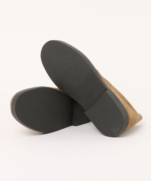Clarks(クラークス)の「Clarks クラークス DESERT BT EVO【Clarks 200周年記念モデル】メンズブーツ(デザートブーツエヴォ)(ブーツ・メンズ・ライトブラウン/カーキ・28.0cm/27.0cm/26.0cm/25.0cm/27.5cm/26.5cm/25.5cm)」の4枚目の写真