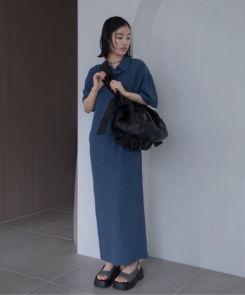 VACANCY（ヴァカンシー）の「ワッシャー加工ヴィーガンレザーショルダーバッグ（ショルダーバッグ・レディース・レッド/ブラック・FREE）」の13枚目の写真