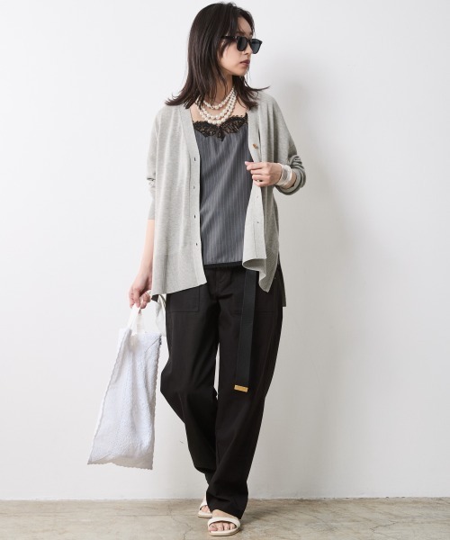 CHIC STYLE（シックスタイル）の「綿レーヨンハイツイストVネックニットカーディガン＜大きいサイズ有＞シックスタイル（カーディガン/ボレロ・レディース・グレー/ブラウン/ブラック・L/M/5L/4L/3L/LL）」の14枚目の写真