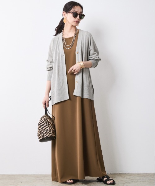 CHIC STYLE（シックスタイル）の「綿レーヨンハイツイストVネックニットカーディガン＜大きいサイズ有＞シックスタイル（カーディガン/ボレロ・レディース・グレー/ブラウン/ブラック・L/M/5L/4L/3L/LL）」の21枚目の写真