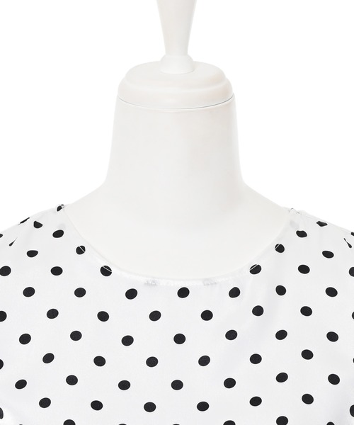Narcissus（ナルシス）の「ドットバルーントップス/サテンノースリーブ《動画あり》（タンクトップ・レディース・ホワイト/ブラック・FREE）」の14枚目の写真