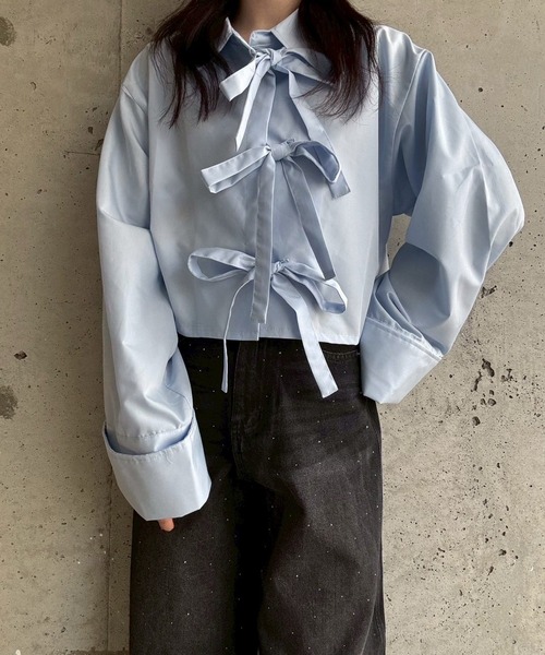 merrylatte(メリーラテ)の「リボンショート丈シャツ(シャツ/ブラウス・レディース・ブルー/ホワイト・FREE)」の10枚目の写真