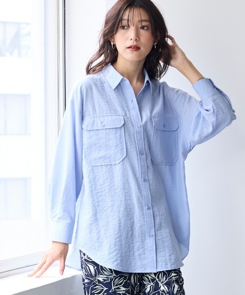 SMILE LAND（スマイルランド）の「＜大きいサイズ＞【美極シャツ】ダブルポケットニューノーマルシャツ（シャツ/ブラウス・レディース・ベージュ/サーモンピンク/チャコール/サックスブルー・3L/LL/L/5L/4L）」の8枚目の写真