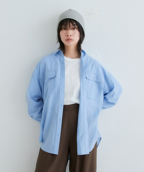 SMILE LAND（スマイルランド）の「＜大きいサイズ＞【美極シャツ】ダブルポケットニューノーマルシャツ（シャツ/ブラウス・レディース・ベージュ/サーモンピンク/チャコール/サックスブルー・3L/LL/L/5L/4L）」の21枚目の写真