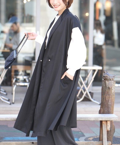 Ehre style(エーレスタイル)の「二の腕隠しも!縦ラインスッキリオーバージレ(ワンピース・レディース・ベージュ/ブラック・FREE)」の4枚目の写真
