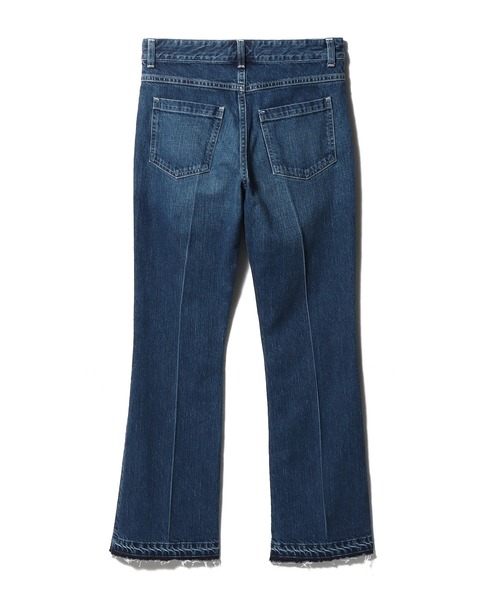ESTNATION(エストネーション)の「ESTNATION / フレアデニムパンツ(デニムパンツ・レディース・ブルー・38/36/34)」の11枚目の写真