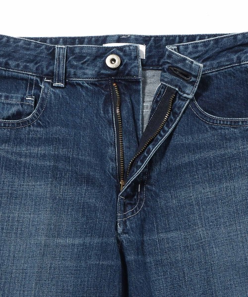 ESTNATION(エストネーション)の「ESTNATION / フレアデニムパンツ(デニムパンツ・レディース・ブルー・38/36/34)」の10枚目の写真