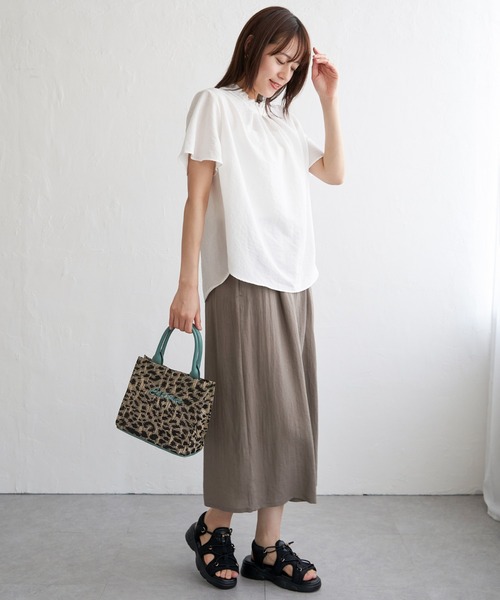 ikka(イッカ)の「襟フリル2WAY半袖ブラウス(シャツ/ブラウス・レディース・ネイビー/オレンジ/オフホワイト/グリーン・S/L/M)」の18枚目の写真