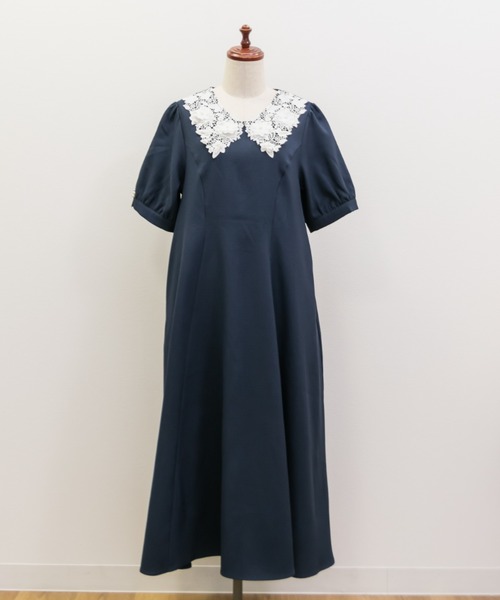 CLETTE(クレット)の「パール使いレース襟ワンピース(ワンピース・レディース・ネイビー/ブラック・4L/3L/LL)」の14枚目の写真