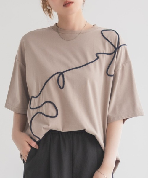 HusHusH（ハッシュアッシュ）の「HusHusH コード刺繍Tシャツ（Tシャツ/カットソー・レディース・オフホワイト/チャコールグレー/ベージュ・M/L）」の20枚目の写真