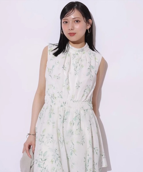 Mystrada（マイストラーダ）の「ボタニカルランダムティアードワンピ（ワンピース・レディース・クリーム/グリーン/オフホワイト・36/38）」の18枚目の写真