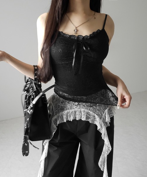 me+em select(ミームセレクト)の「【 2color 】フロントリボンレースレイヤードキャミソール / front ribbon lace layered camisole(キャミソール・レディース・ブラック/ホワイト・FREE)」の5枚目の写真
