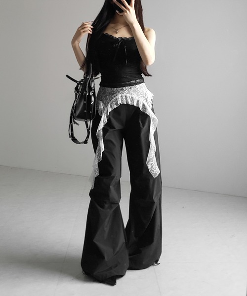 me+em select(ミームセレクト)の「【 2color 】フロントリボンレースレイヤードキャミソール / front ribbon lace layered camisole(キャミソール・レディース・ブラック/ホワイト・FREE)」の9枚目の写真