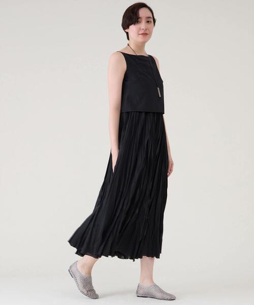 martinique(マルティニーク)の「プリーツワンピース(ワンピース・レディース・レッド/ブラック・FREE)」の6枚目の写真