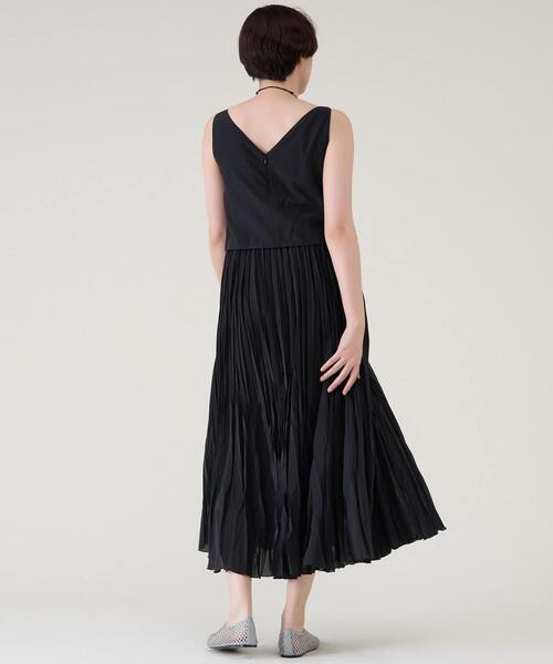 martinique(マルティニーク)の「プリーツワンピース(ワンピース・レディース・レッド/ブラック・FREE)」の7枚目の写真