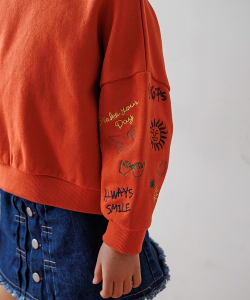 MAKE YOUR DAY（メイクユアデイ）の「ラクガキ袖刺繍裏毛トレーナー■80～140cm（スウェット・キッズ・アイボリー/グレー/オレンジ・140/130/120/110/100/90/80）」の14枚目の写真