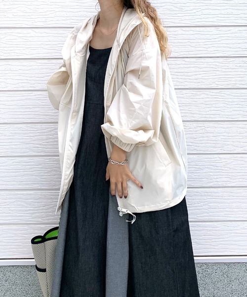 Q(キュー)の「アイスタッチ撥水ブルゾン(ブルゾン・レディース・ブラウン/アイボリー・MEDIUM)」の2枚目の写真